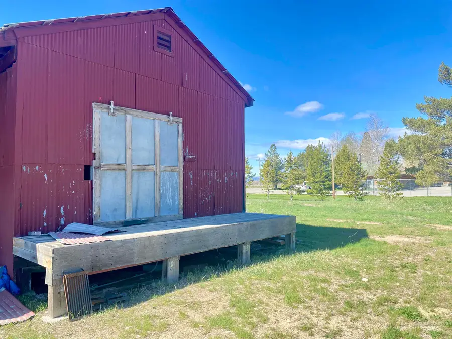 101 2nd St E, Fairfield, ID 83327 - Image #3