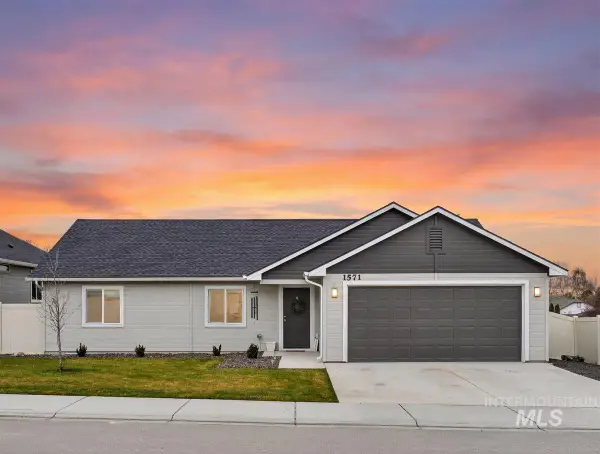 1571 Regency Way, Emmett, ID 83617