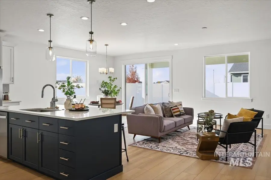 9023 W Moon River Dr, Star, ID 83669 - Image #3