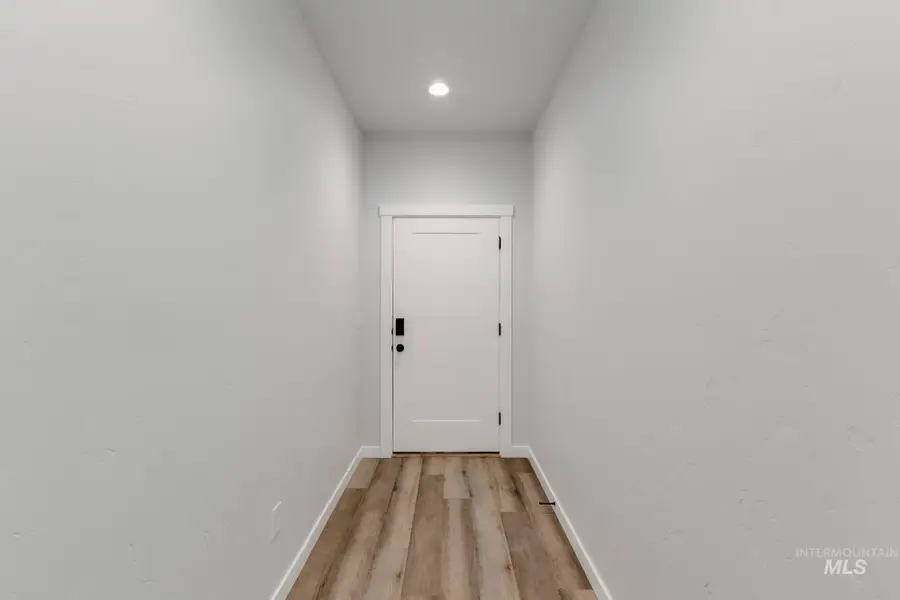 3102 E Mossy Creek Dr, Kuna, ID 83634 - Image #2