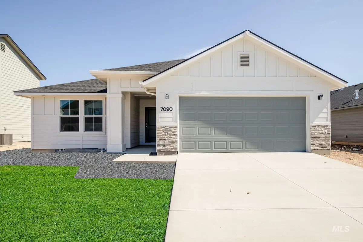 3915 E Syracuse St, Nampa, ID 83686 - Image #1