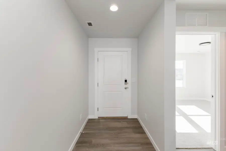 3494 E Boxelder Dr, Nampa, ID 83686 - Image #2