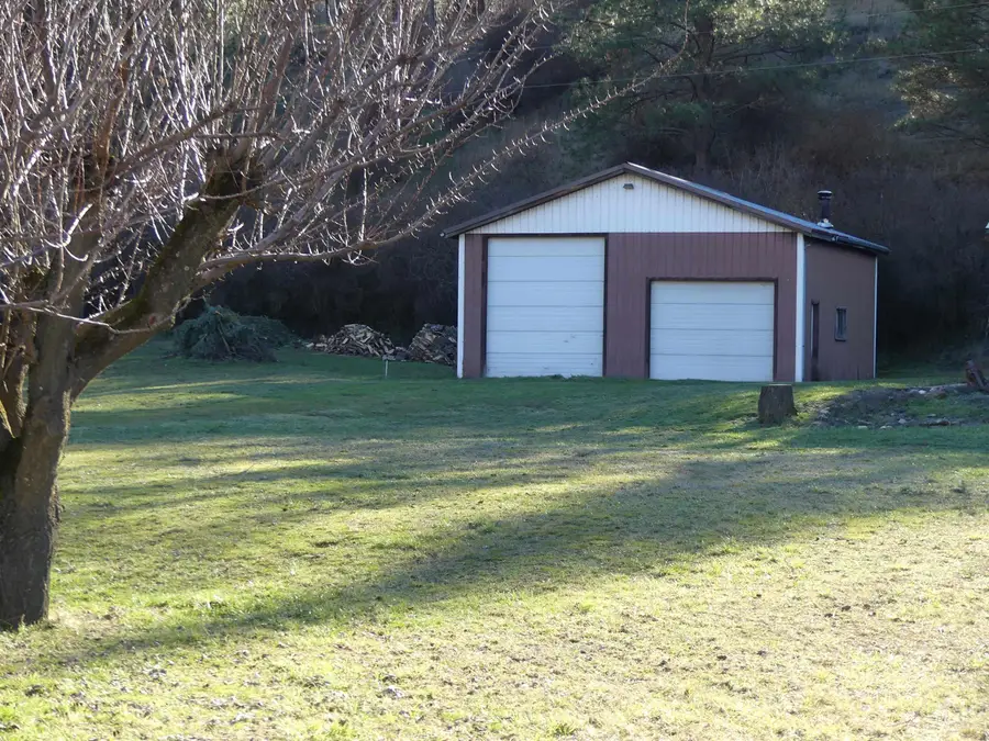 31404 Paradise Lane, Lenore, ID 83541 - Image #2