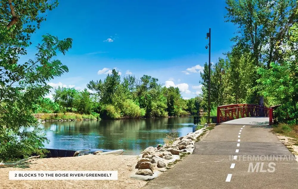 3637 N Carr Ln, Garden City, ID 83714 - Image #1