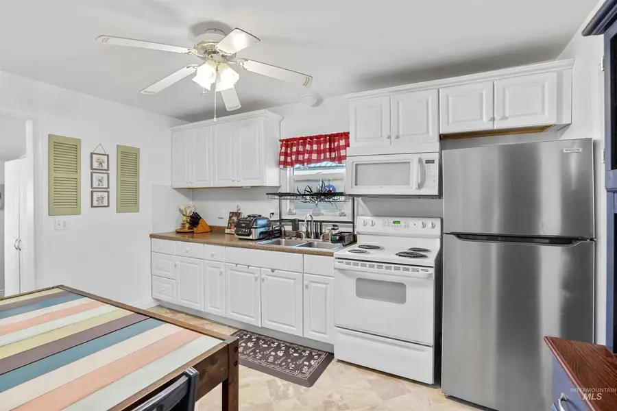 1427 Oakley Ave, Burley, ID 83318 - Image #3