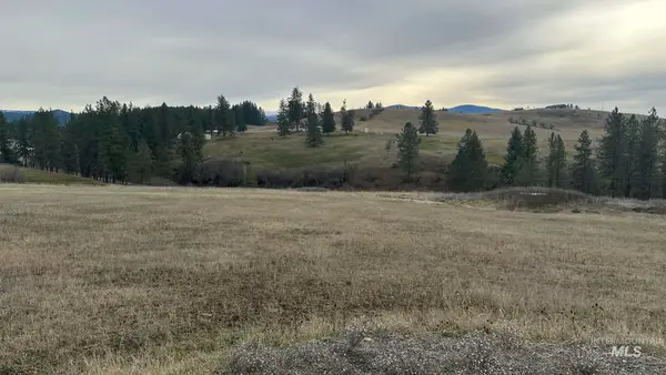 121 Sunset Dr, Kooskia, ID 83539