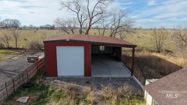 4221 N 1400 E, Buhl, ID 83316