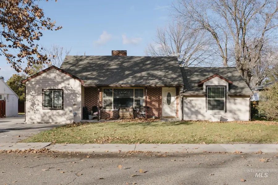 1225 SW 3rd Avenue, Ontario, OR 97914 - Image #2