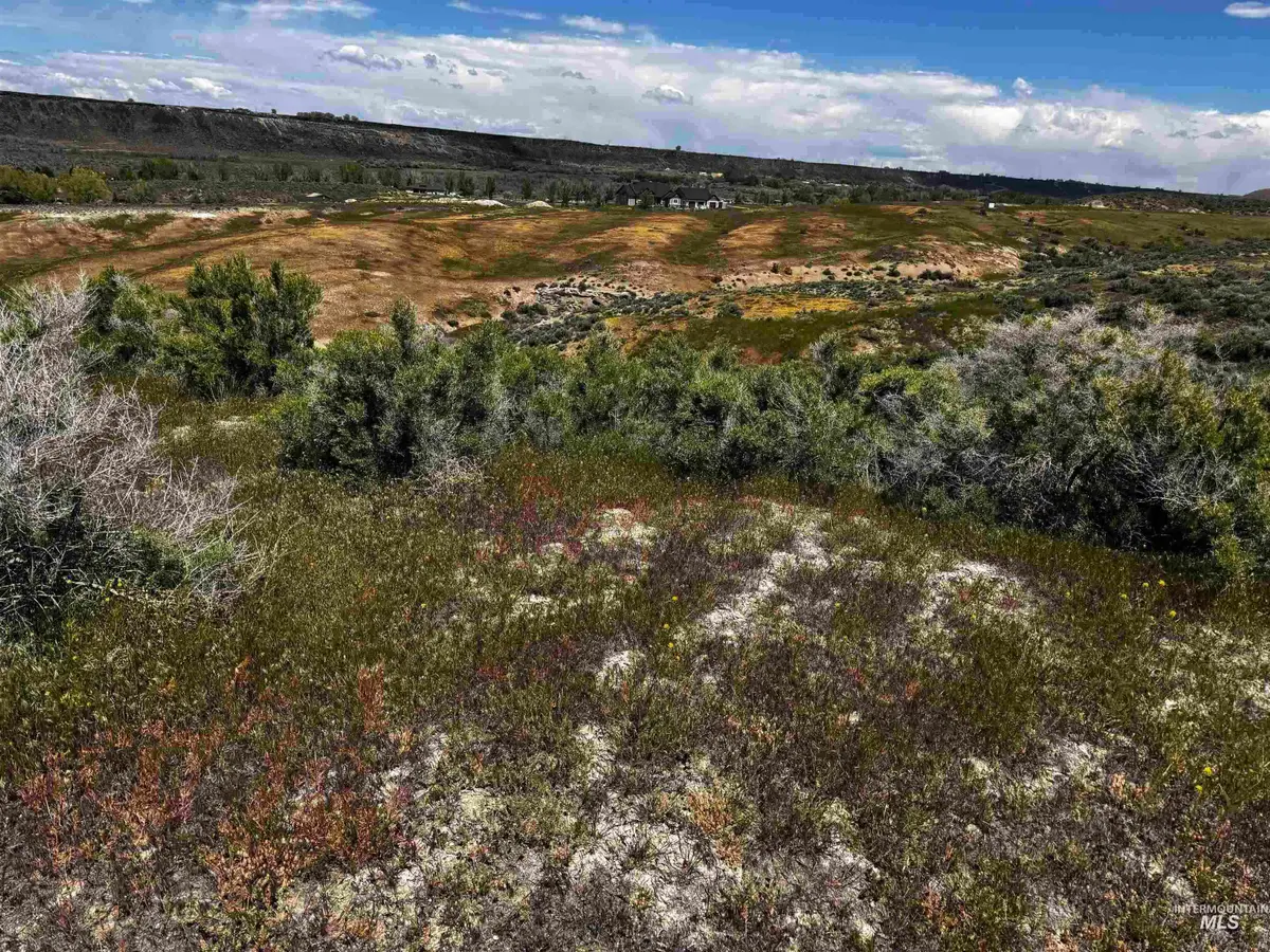 4527 N 1250 E, Buhl, ID 83316 - Image #1