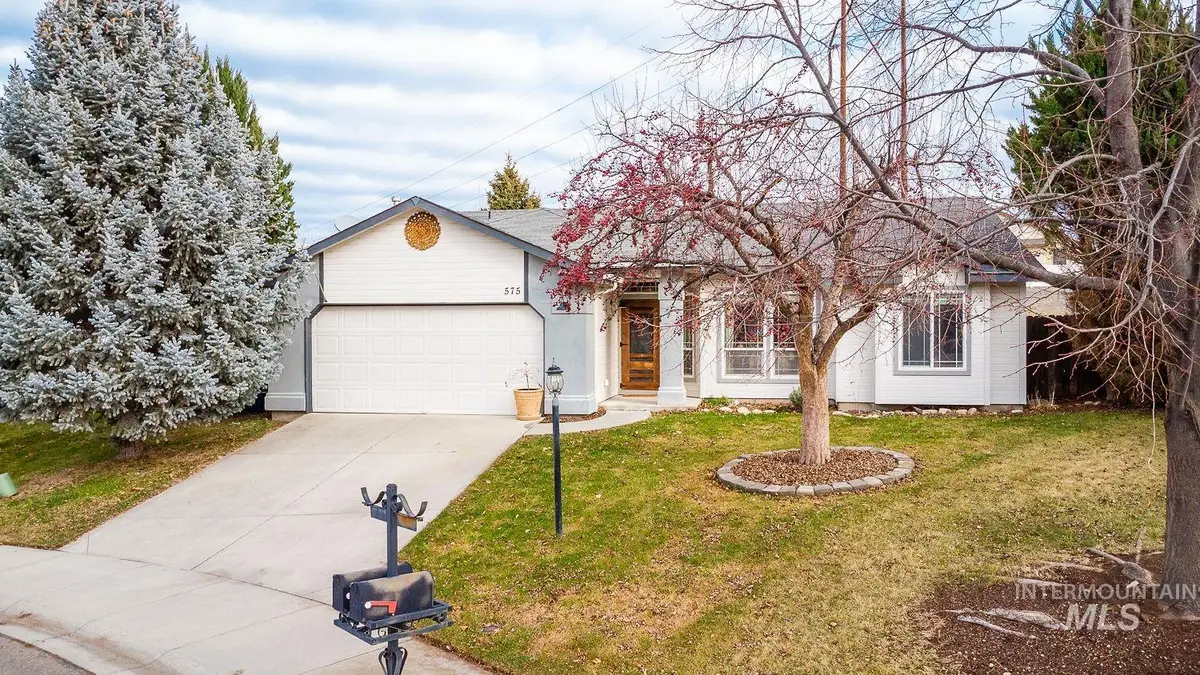 575 W Mulberry Loop, Nampa, ID 83686 - Image #1