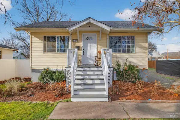 1014 University St, Clarkston, WA 99403