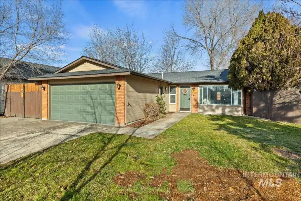 1404 W North Gate Ave, Meridian, ID 83642