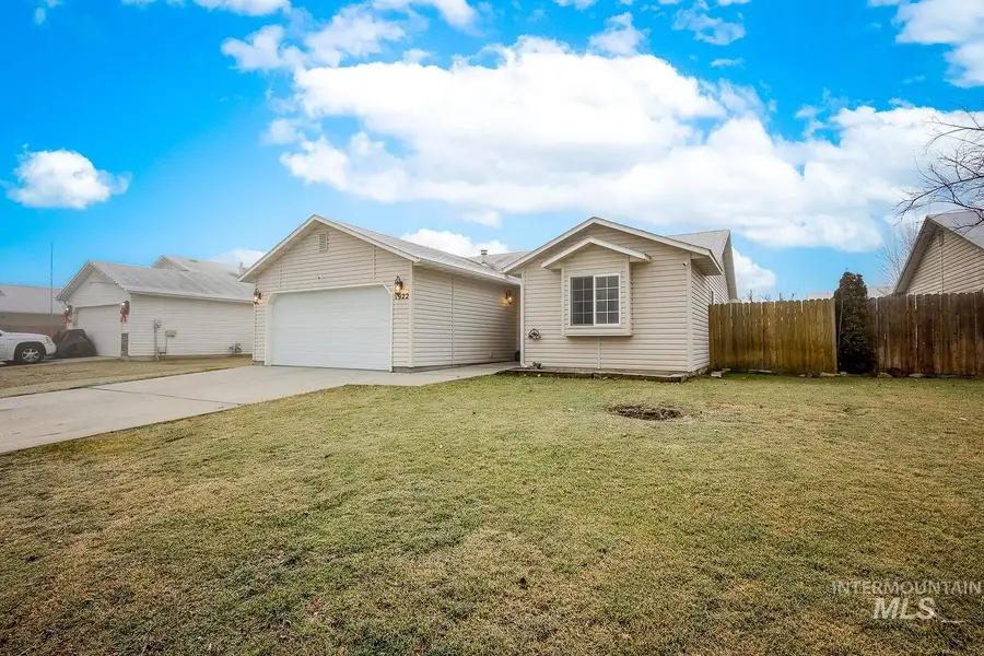 1922 Hasbrook St, Caldwell, ID 83607 - Image #2