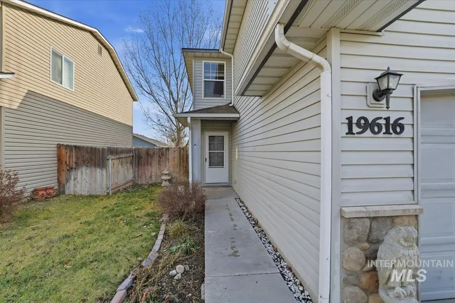 19616 Commonwealth Avenue, Caldwell, ID 83605 - Image #3