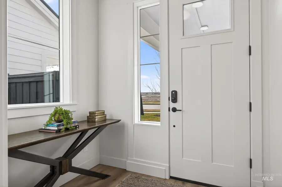 10228 Davies Street, Nampa, ID 83687 - Image #3