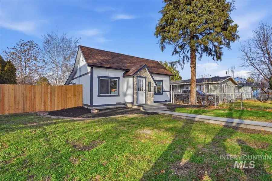 207 10th Avenue N., Nampa, ID 83687 - Image #2