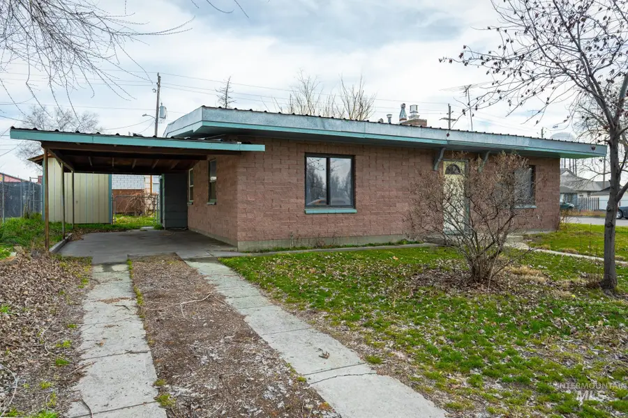 510 NW 1st St, Ontario, OR 97914 - Image #2