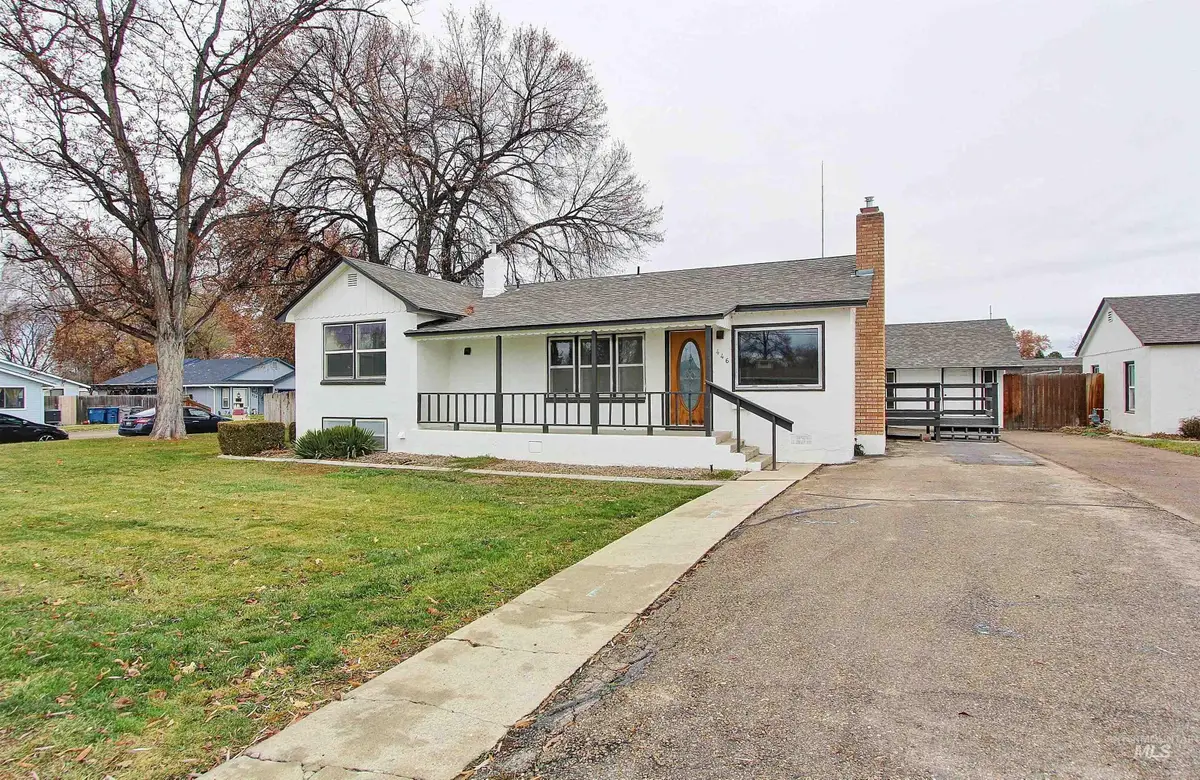 446 Lake Lowell Ave., Nampa, ID 83686 - Image #1