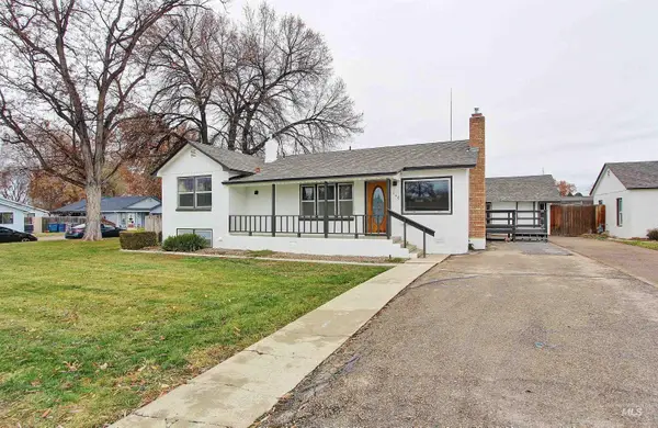 446 Lake Lowell Ave., Nampa, ID 83686