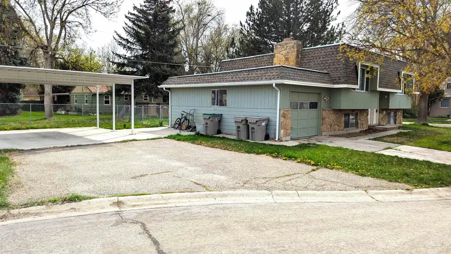 1724 & 1726 W Annett Circle, Boise, ID 83705 - Image #2