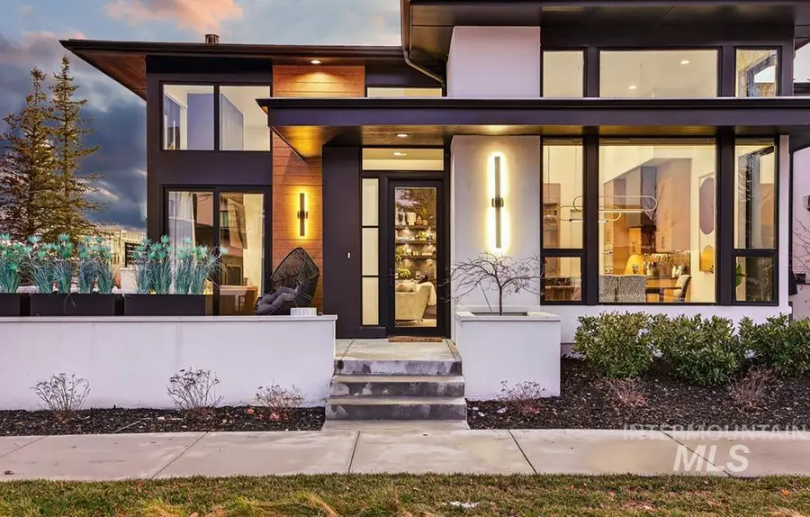 2142 E Granite Cove Ln, Eagle, ID 83616 - Image #2