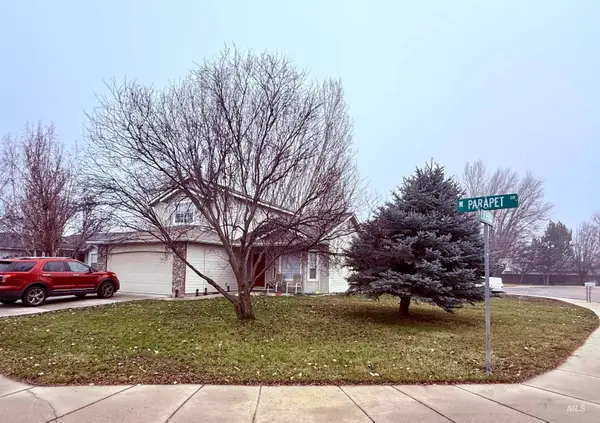 6585 W Parapet Dr, Boise, ID 83714