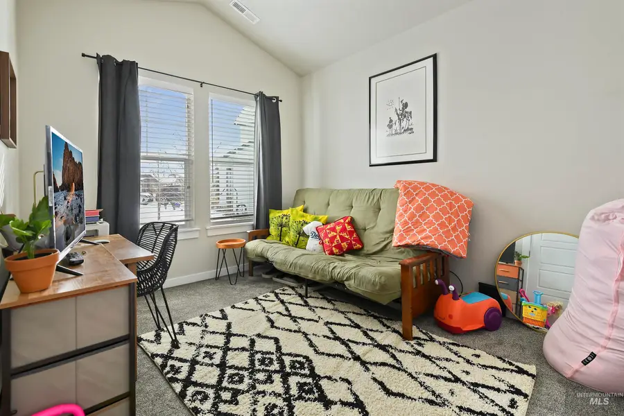 13472 Deodar St, Caldwell, ID 83607 - Image #3