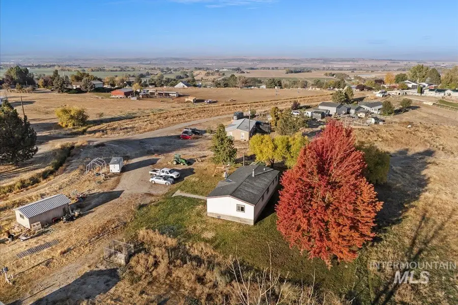 1762 E Canal Rd, Fruitland, ID 83619 - Image #3
