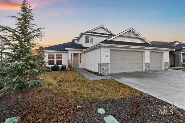 8797 E Hyacinth St., Nampa, ID 83687