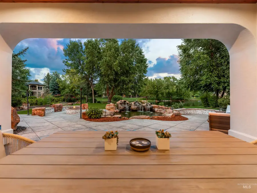 1222 S Lake Pointe Way, Eagle, ID 83616 - Image #2