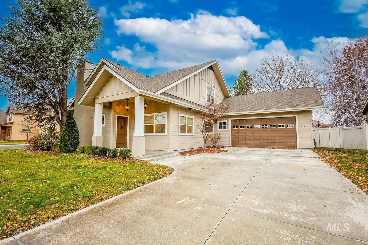 215 S Spring Lake Way, Star, ID 83669 - #1