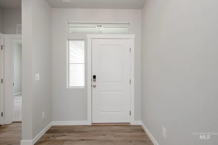 5016 E Open Canyon Dr, Nampa, ID 83687 - Image #2