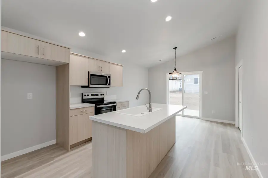 7370 S Menzingers Ave, Meridian, ID 83642 - Image #3