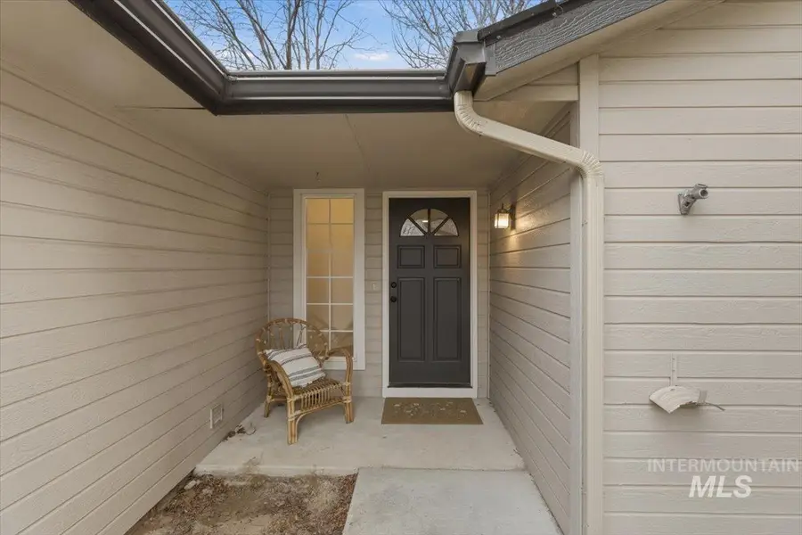 2521 N Ridgebury Way, Meridian, ID 83646 - Image #2