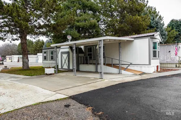 2701 N Alder Drive #7, Fruitland, ID 83619