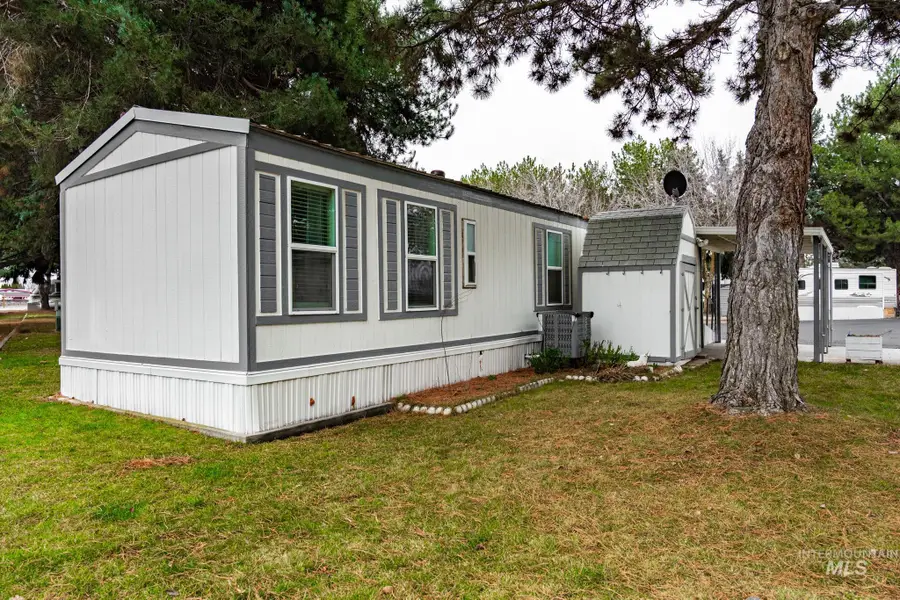 2701 N Alder Drive #7, Fruitland, ID 83619 - Image #2