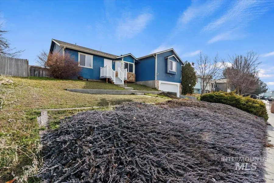 58 S Peppermint Dr, Nampa, ID 83687 - #2