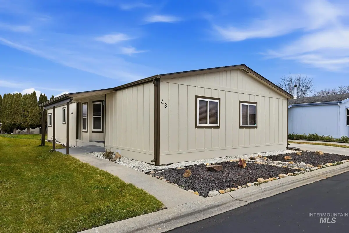 1907 W Flamingo Ave #UNIT 43, Nampa, ID 83651 - Image #1