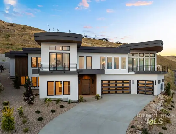 2432 S Globe Lane, Boise, ID 83716