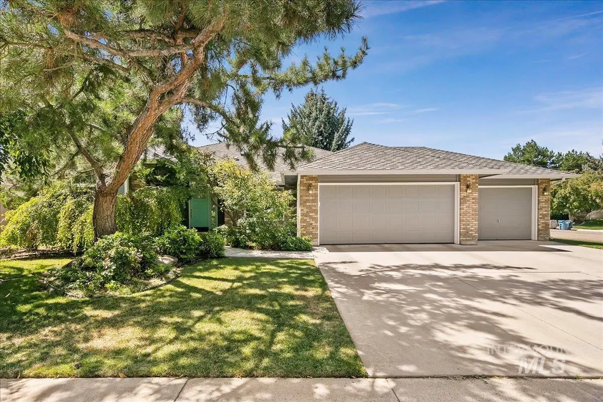 5141 N Samson Ave, Boise, ID 83704 - Image #1