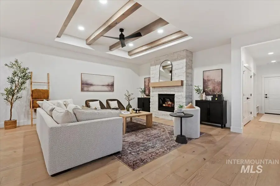 5905 W Domford Ln, Eagle, ID 83616 - #3