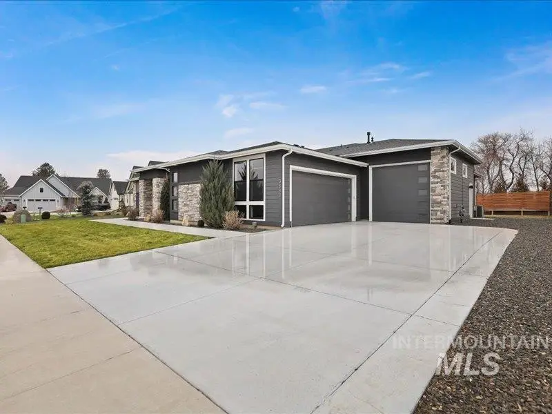 3882 W Haverhill St, Eagle, ID 83616 - Image #1