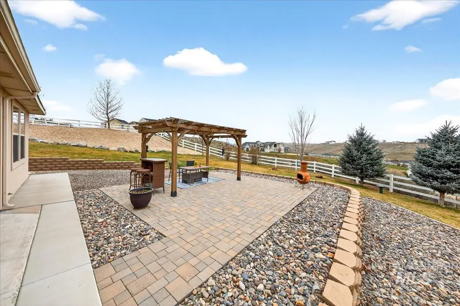 24813 Valley Run Place, Star, ID 83669 - Image #2