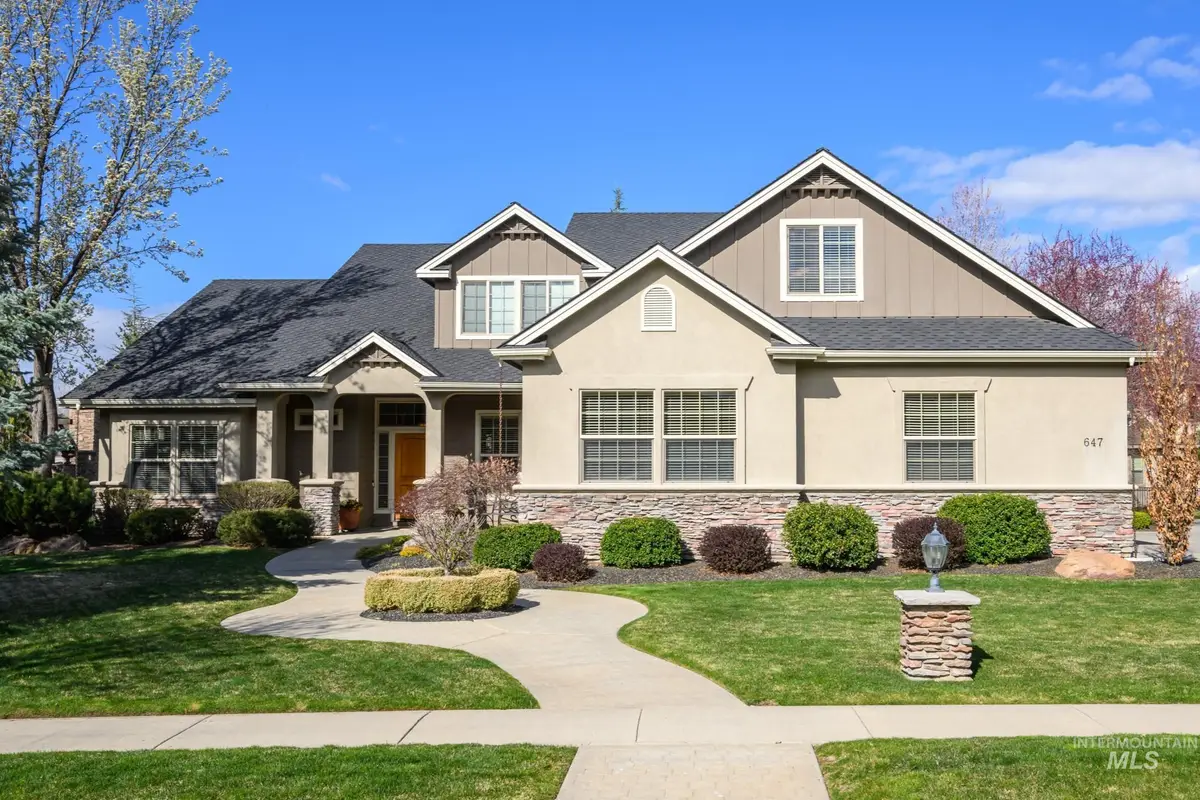 647 W Water Grove Drive, Eagle, ID 83616 - Image #1