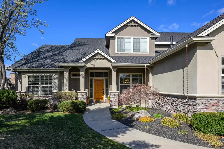 647 W Water Grove Drive, Eagle, ID 83616 - Image #2