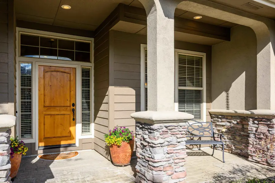 647 W Water Grove Drive, Eagle, ID 83616 - Image #3