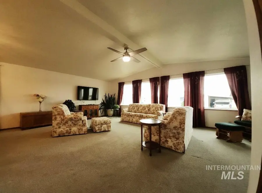 1905 Flamingo #109, Nampa, ID 83651 - Image #2