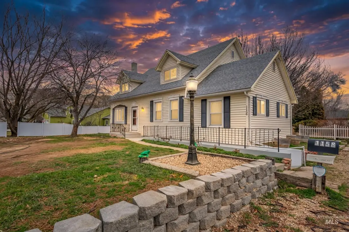 1158 S Powerline Rd, Nampa, ID 83686 - Image #1
