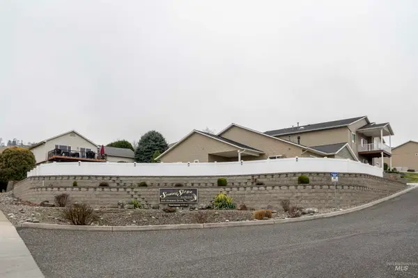 910 Vineland Dr #6, Clarkston, WA 99403