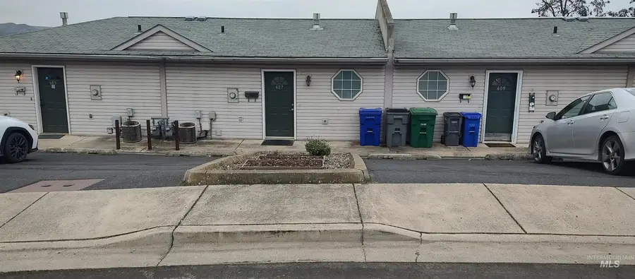 607 Park Street, Lewiston, ID 83501 - Image #2